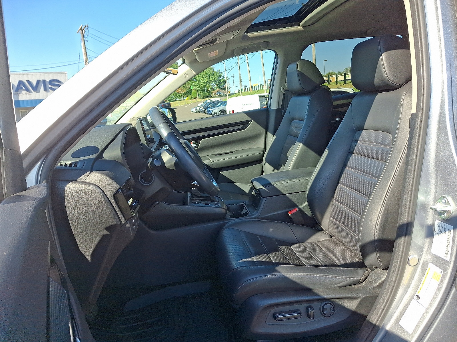 Used 2023 Honda CR-V EX-L image 12