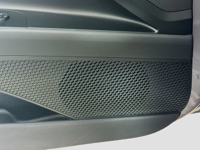 Certified 2025 Hyundai Elantra Sport FWD image 14