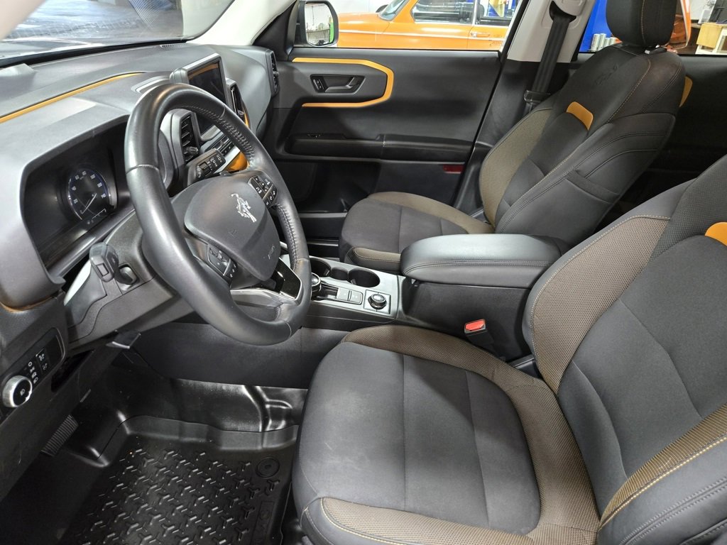 Used 2023 Ford Bronco Sport Badlands image 10