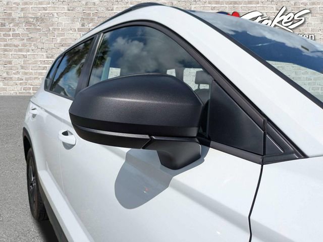 Certified 2025 Volkswagen Taos S FWD image 12