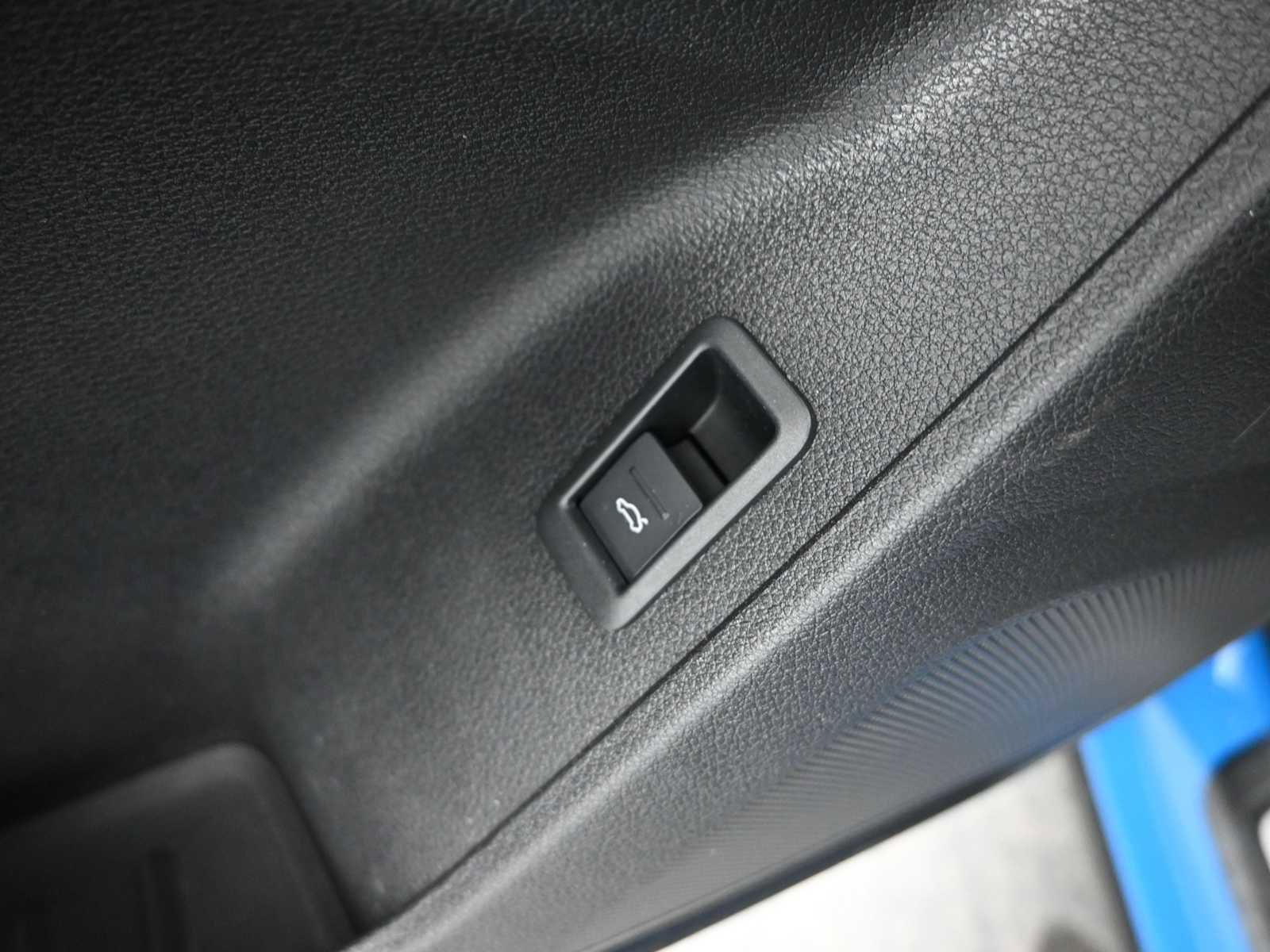 Used 2022 Audi Q3 2.0T Premium image 22