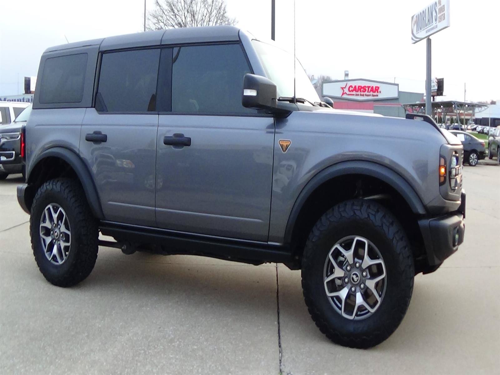 Used 2023 Ford Bronco Badlands image 5