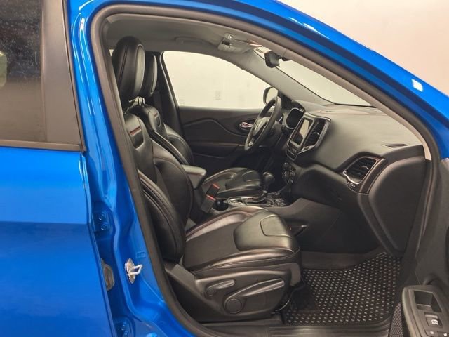 Used 2022 Jeep Cherokee Trailhawk image 22