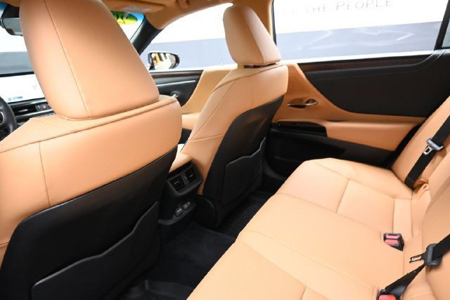 Used 2025 Lexus ES 350 w/ Premium Package FWD image 24
