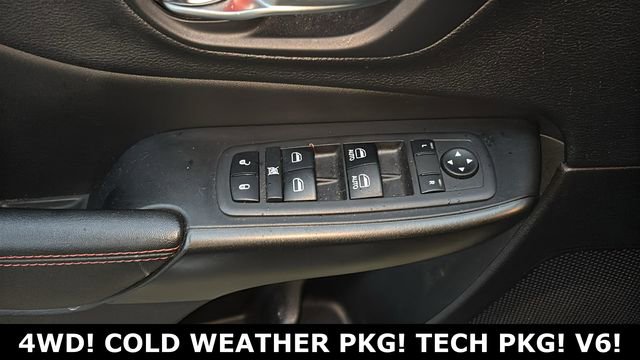 Used 2019 Jeep Cherokee Trailhawk w/ Cold Weather Group image 10