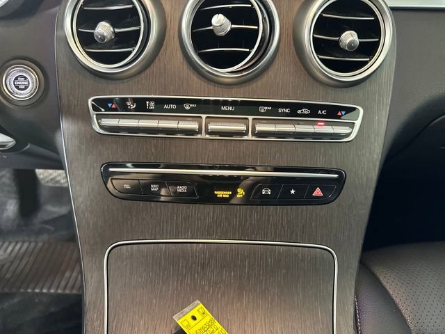 Used 2020 Mercedes-Benz GLC 300 4MATIC image 22