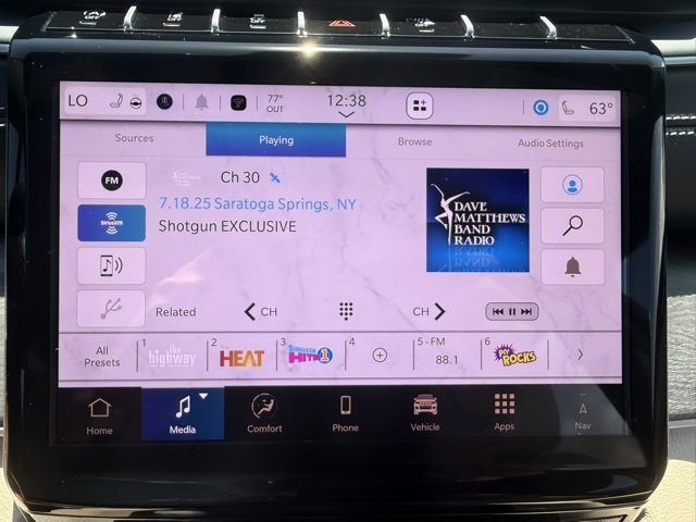 New 2025 Jeep Grand Cherokee Limited w/ Black Appearance Package image 25