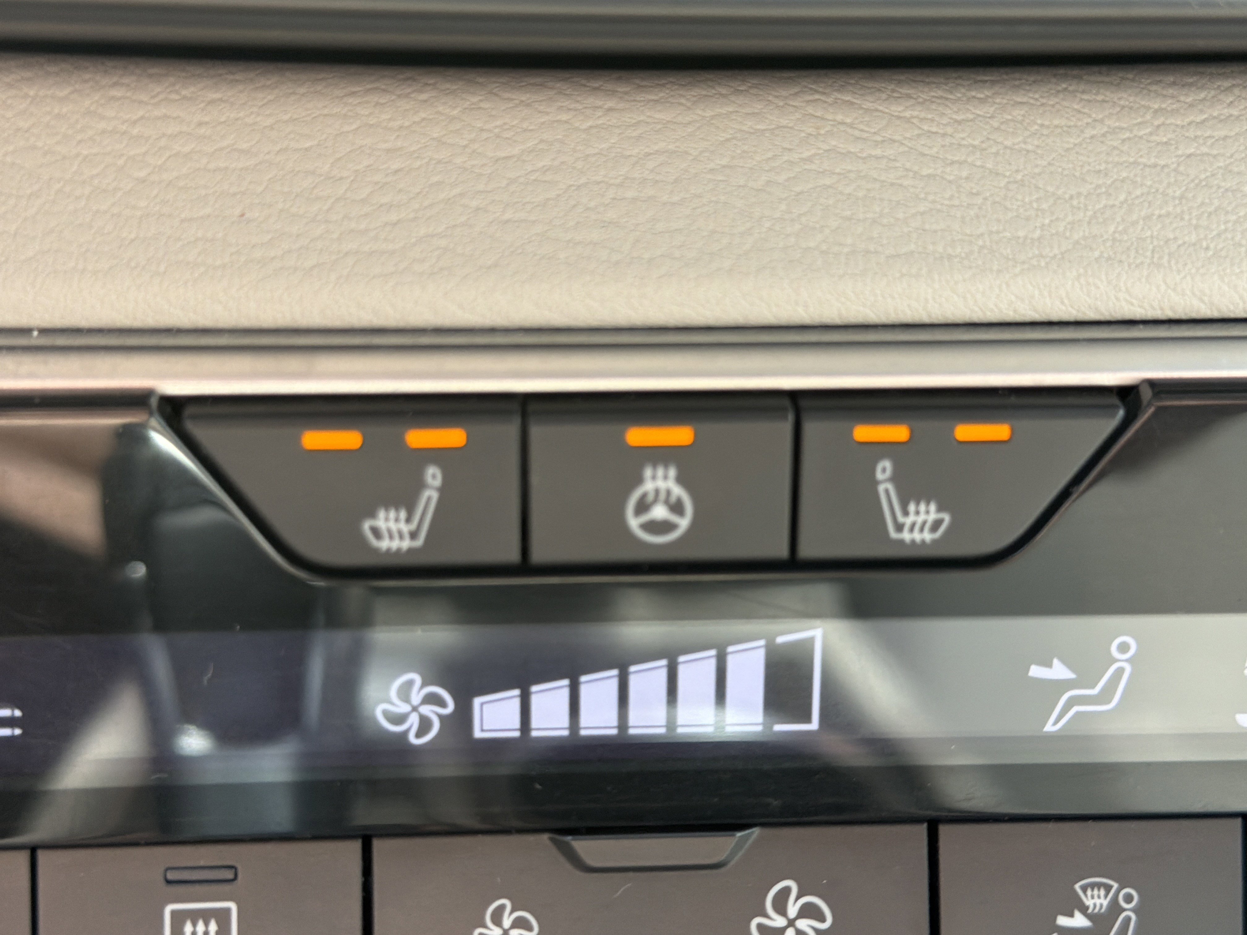 Used 2019 Nissan Altima 2.5 Platinum FWD image 22