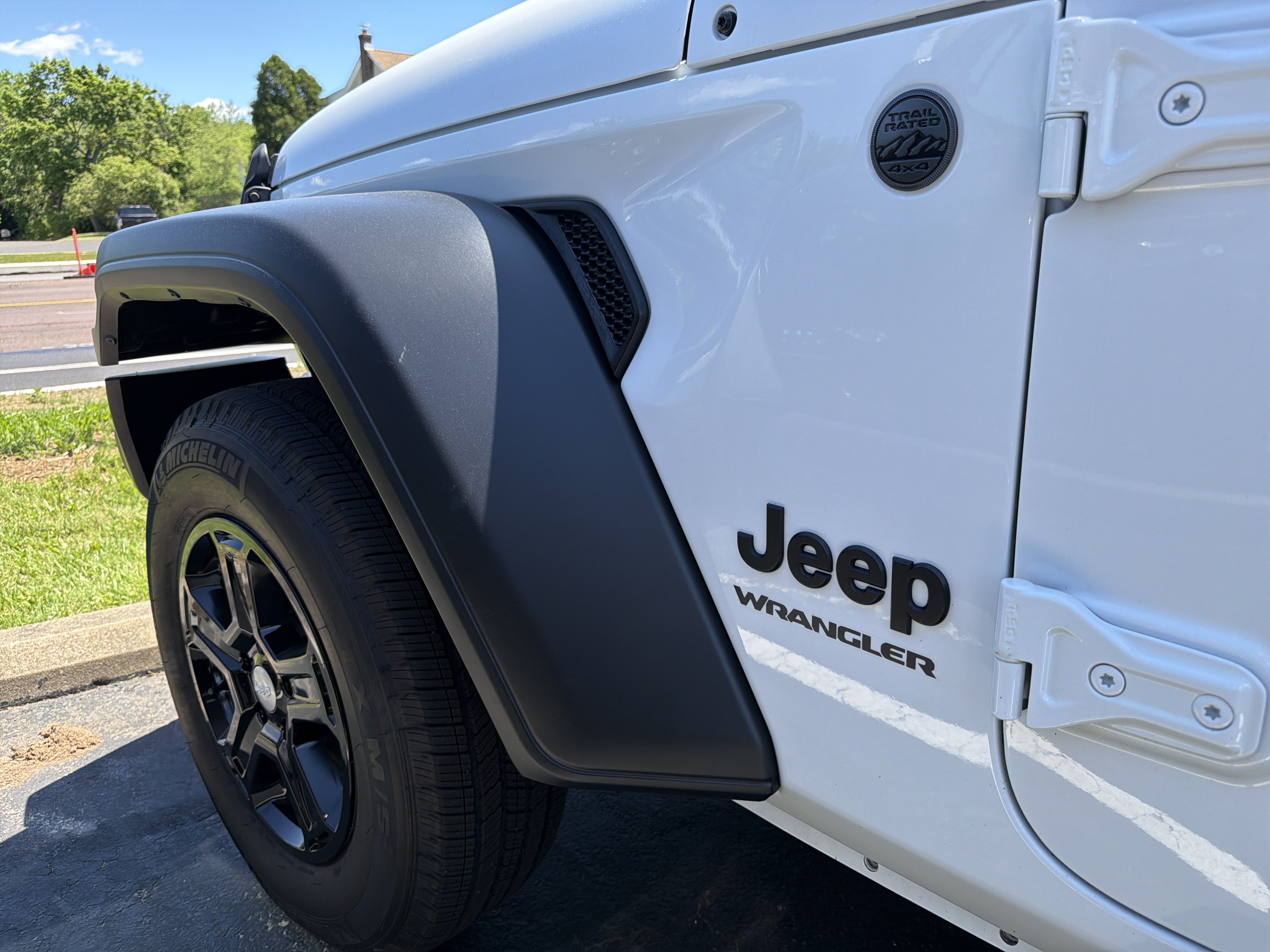 Used 2022 Jeep Wrangler Sport AWD/4WD image 28