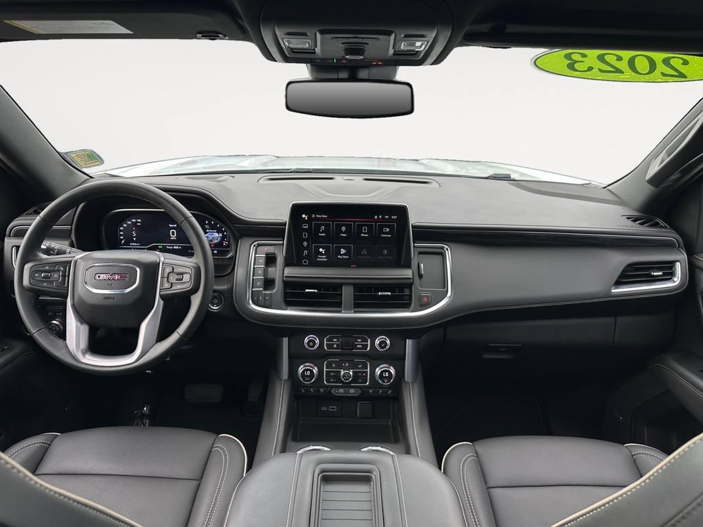 Used 2023 GMC Yukon XL SLT w/ Max Trailering Package AWD/4WD image 10