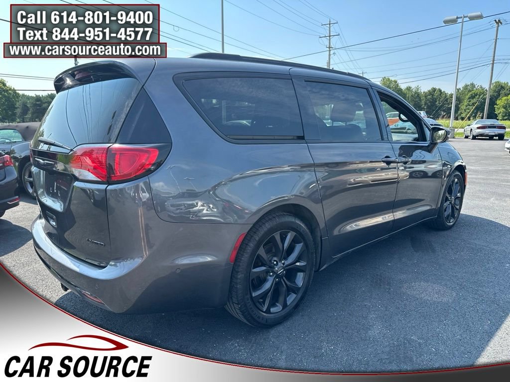 Used 2019 Chrysler Pacifica Limited w/ Advanced Safetytec Group FWD image 9