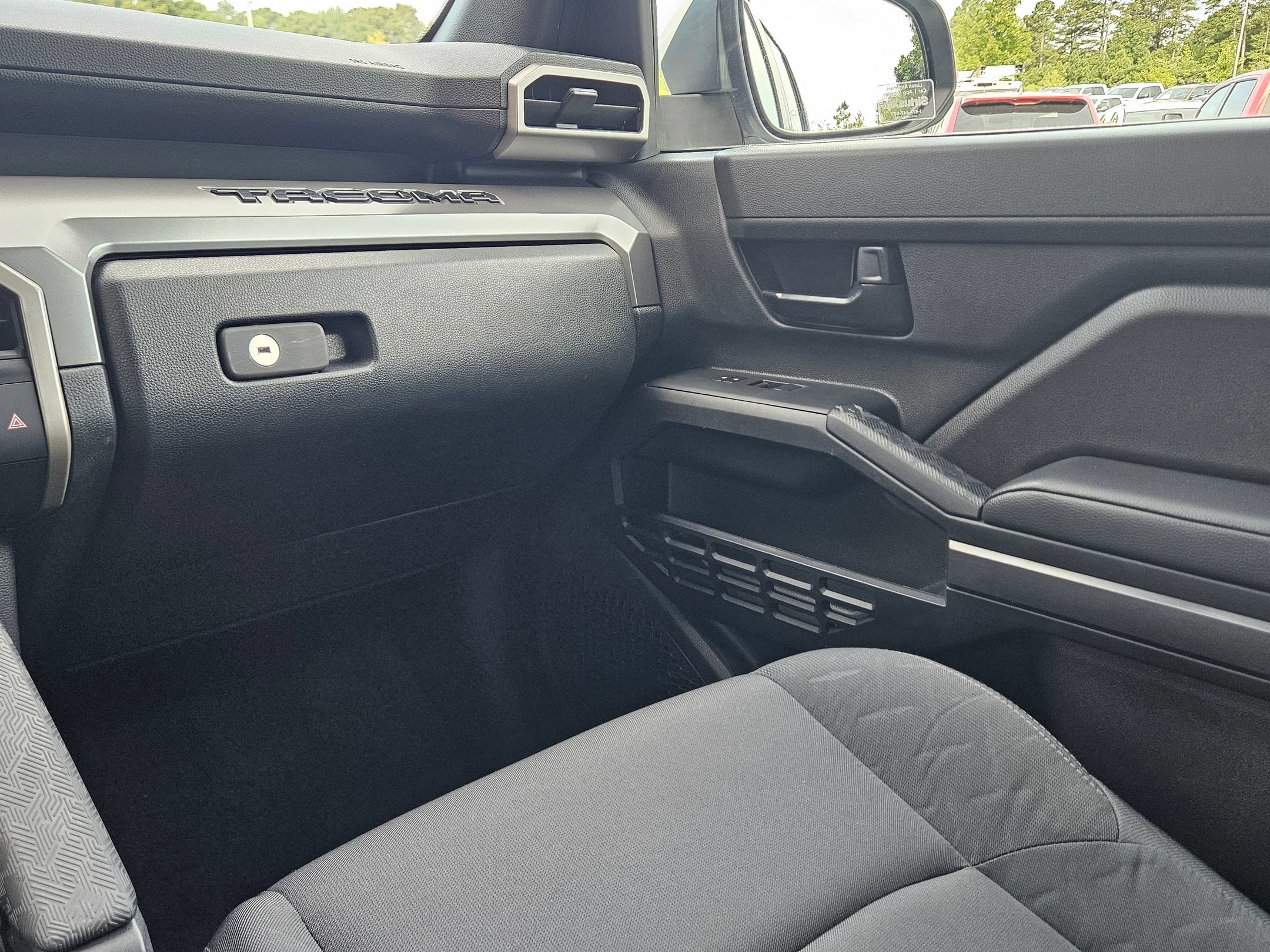 Used 2024 Toyota Tacoma SR5 RWD image 11