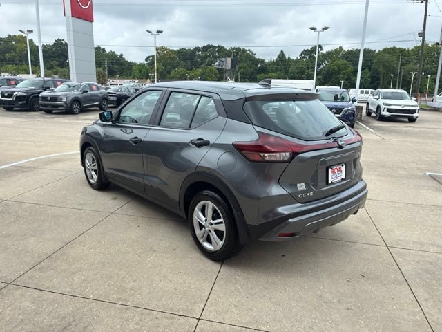 Used 2025 Nissan Kicks Play S FWD image 5