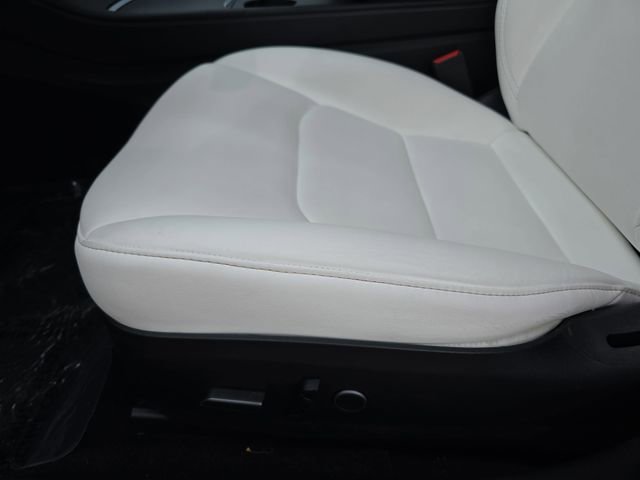 Used 2021 Tesla Model 3 Standard Range Plus image 32