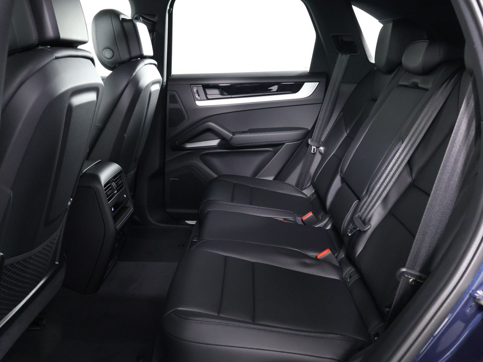New 2026 Porsche Cayenne AWD/4WD image 18