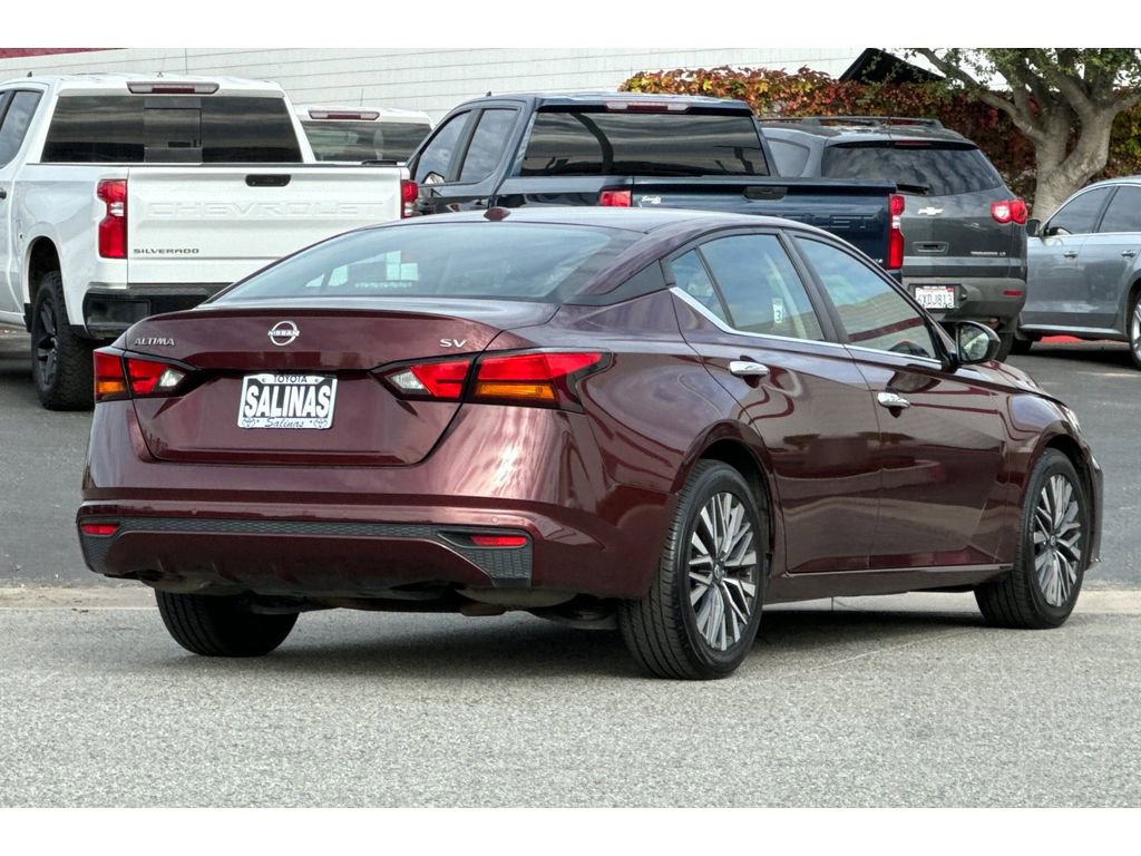 Used 2023 Nissan Altima 2.5 SV image 4
