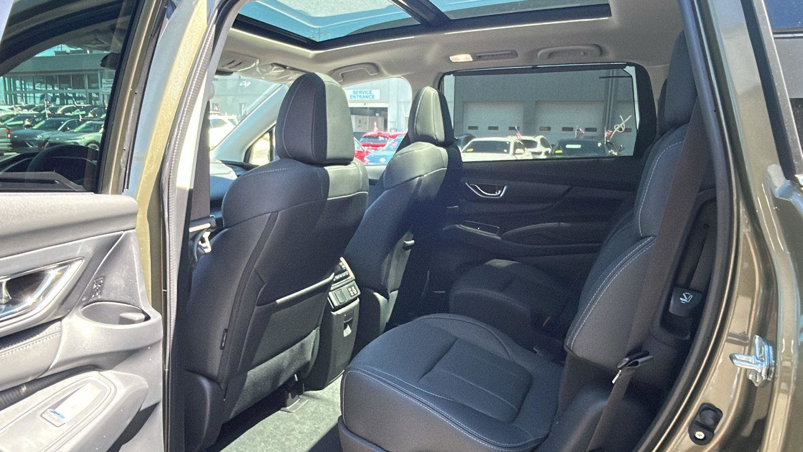 New 2026 Subaru Ascent Limited AWD/4WD image 31