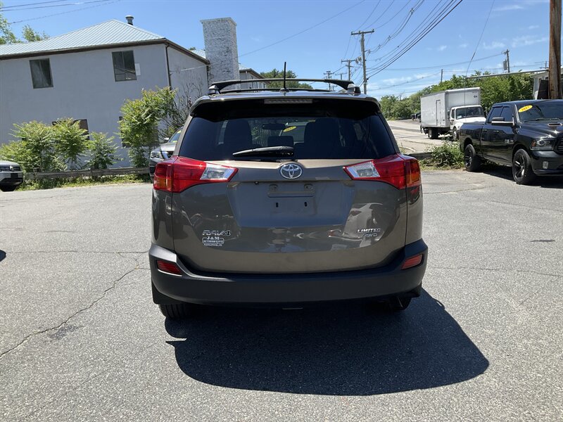 Used 2015 Toyota RAV4 Limited AWD/4WD image 6