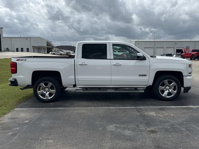Used 2018 Chevrolet Silverado 1500 LT w/ Texas Edition image 8