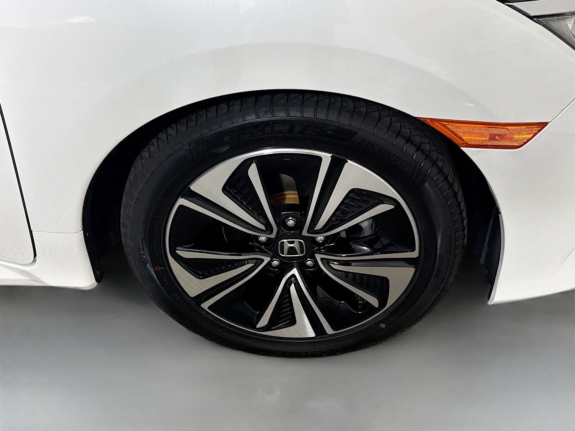 Used 2018 Honda Civic EX-T image 32