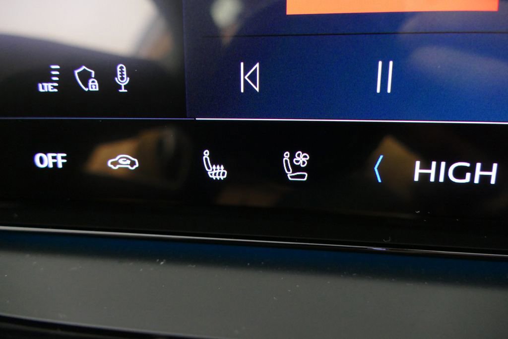 Used 2025 Audi A5 2.0T Premium Plus image 14