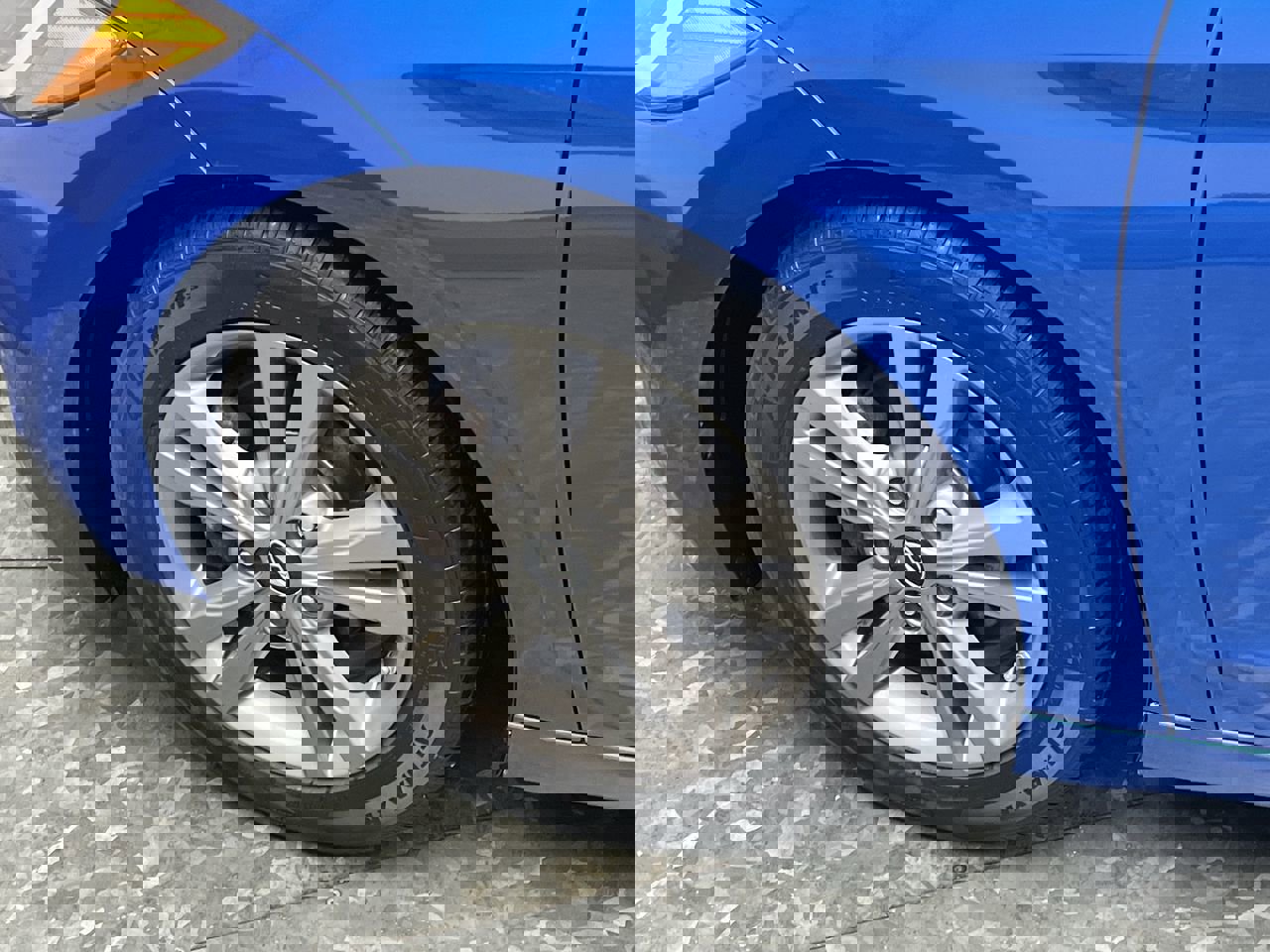 Used 2017 Hyundai Elantra SE image 22