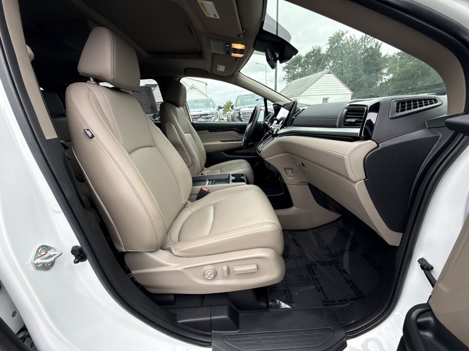 Used 2023 Honda Odyssey Touring image 28