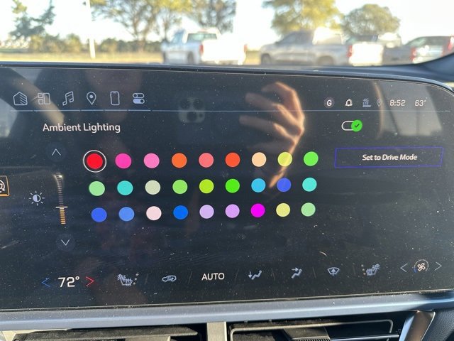 New 2024 Chevrolet Equinox EV LT image 24