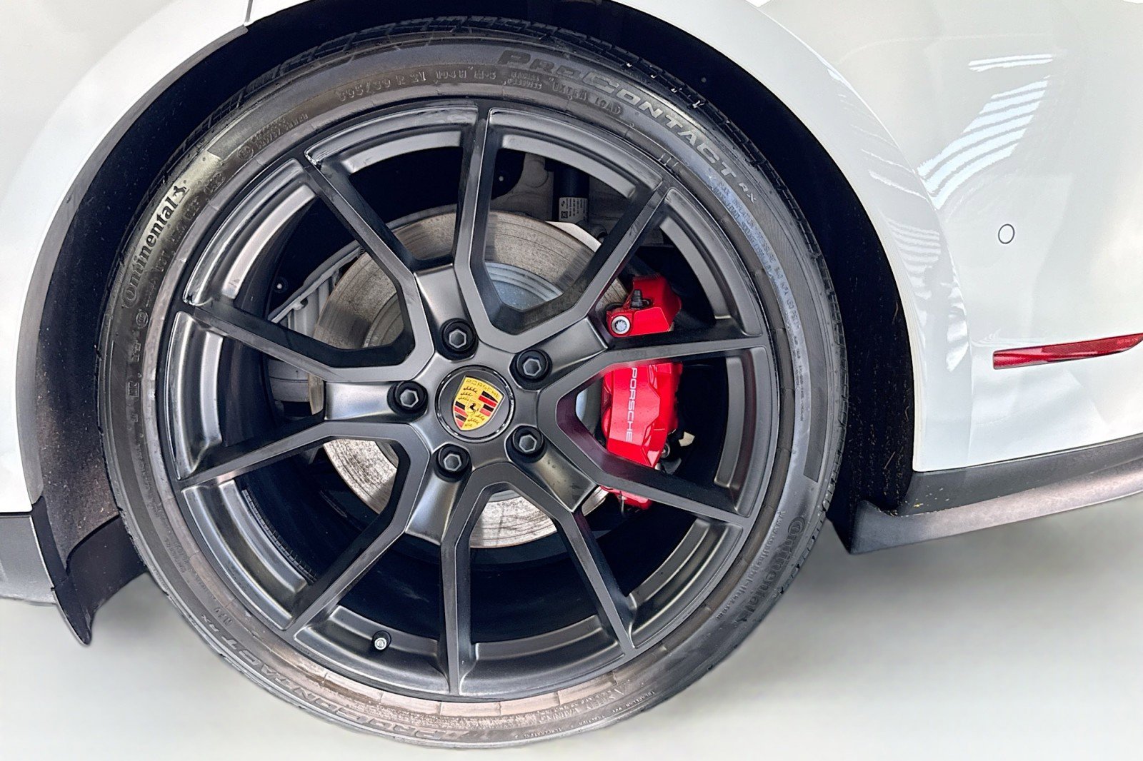 Used 2023 Porsche Taycan GTS image 31