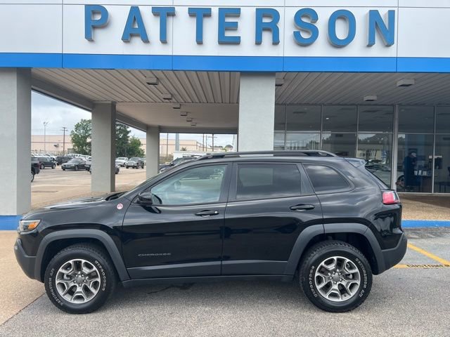 Used 2022 Jeep Cherokee Trailhawk AWD/4WD image 2