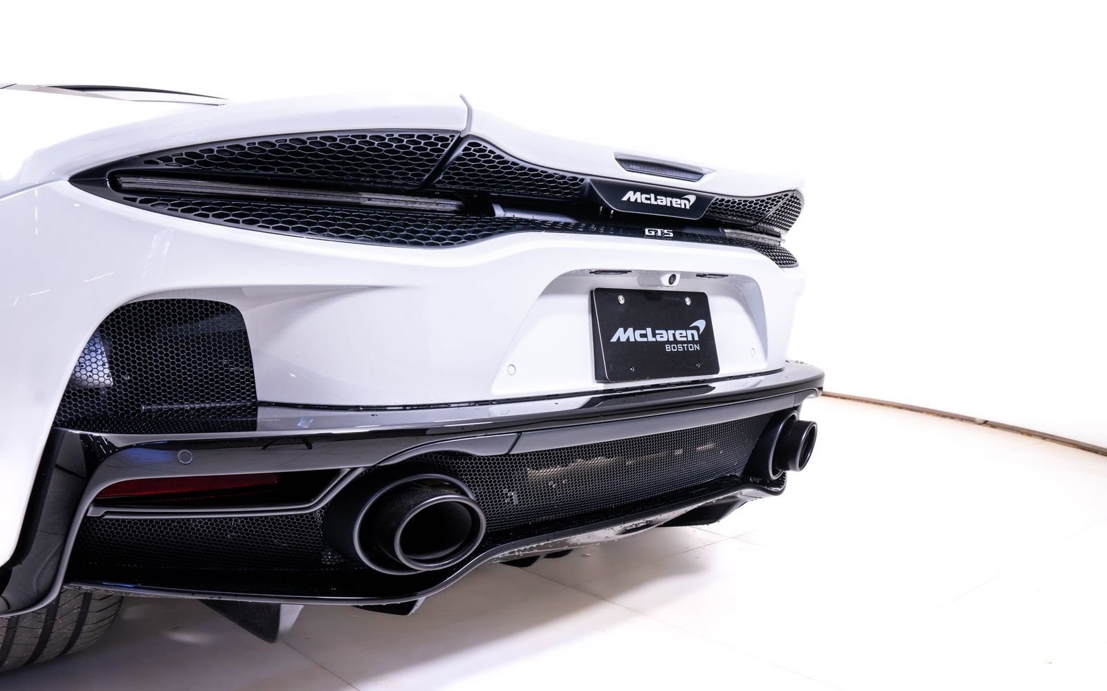 New 2026 McLaren GTS RWD image 12