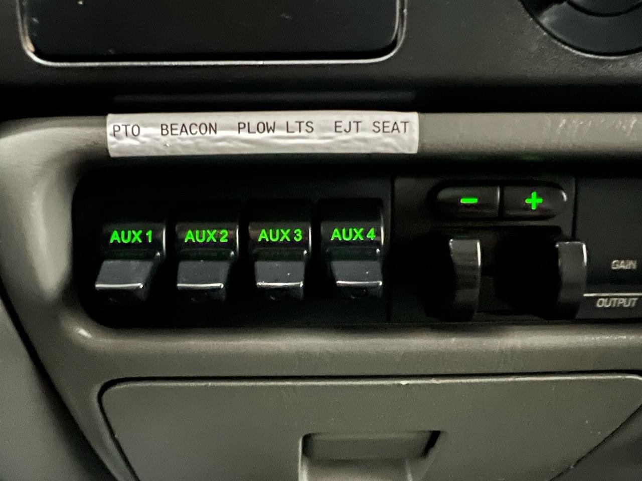 Used 2007 Ford F450 2WD Regular Cab Super Duty image 31