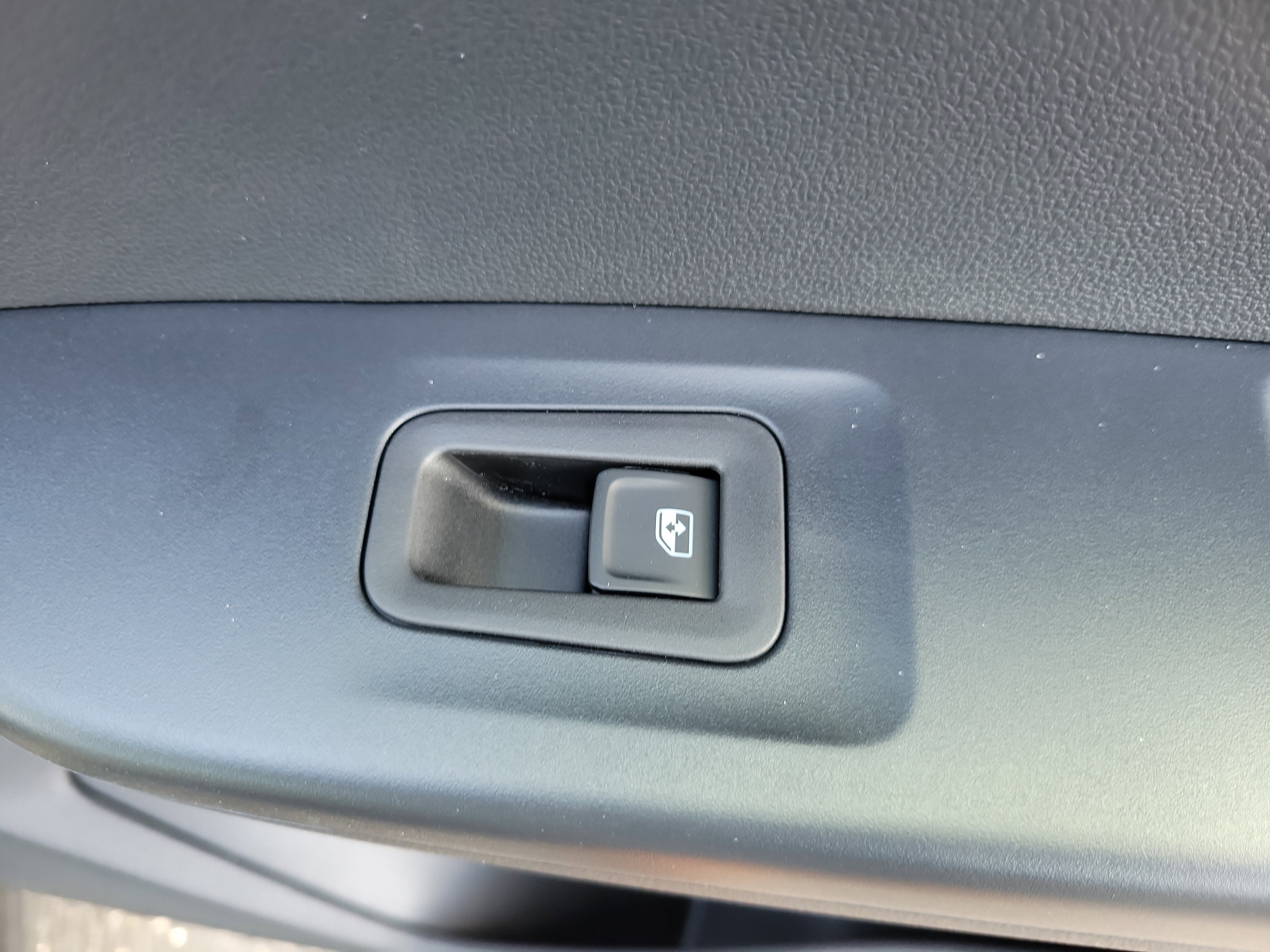 New 2026 Volkswagen Taos S FWD image 9