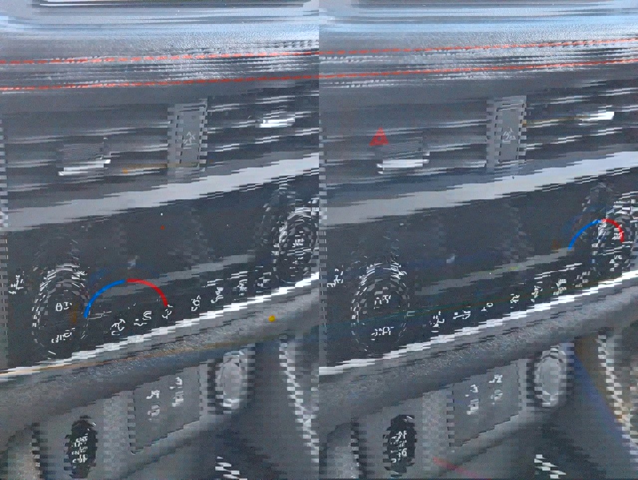 Certified 2025 Nissan Rogue SV w/ Rock Creek Premium Package image 23