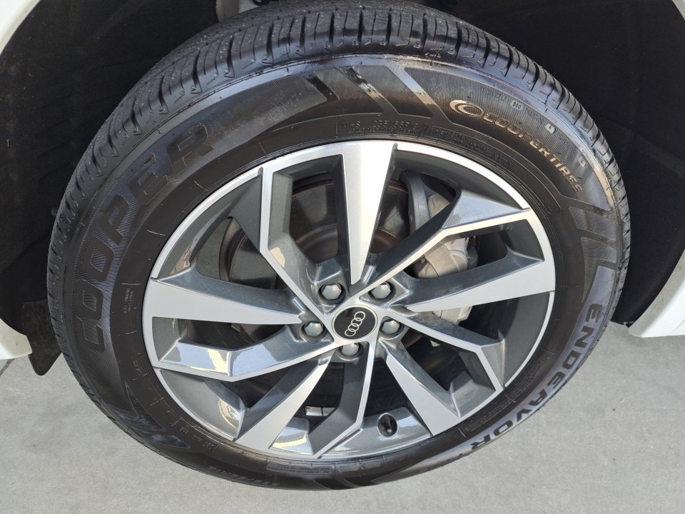 Used 2024 Audi Q5 2.0T Premium Plus AWD/4WD image 22