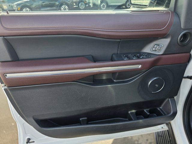 Used 2024 Ford Expedition Max Limited image 20