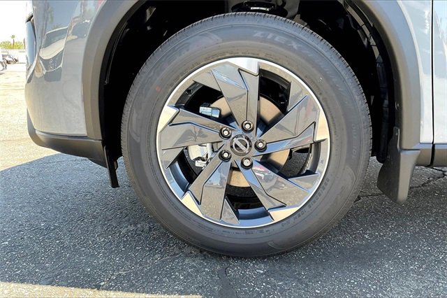 New 2026 Nissan Rogue SV image 9