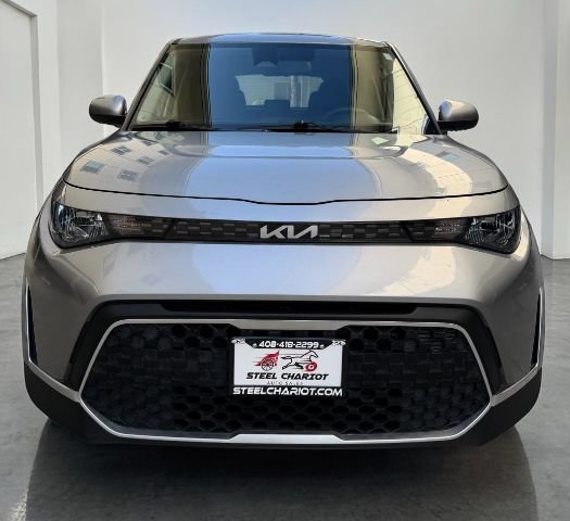 Used 2023 Kia Soul LX w/ Option Group 015 FWD image 6