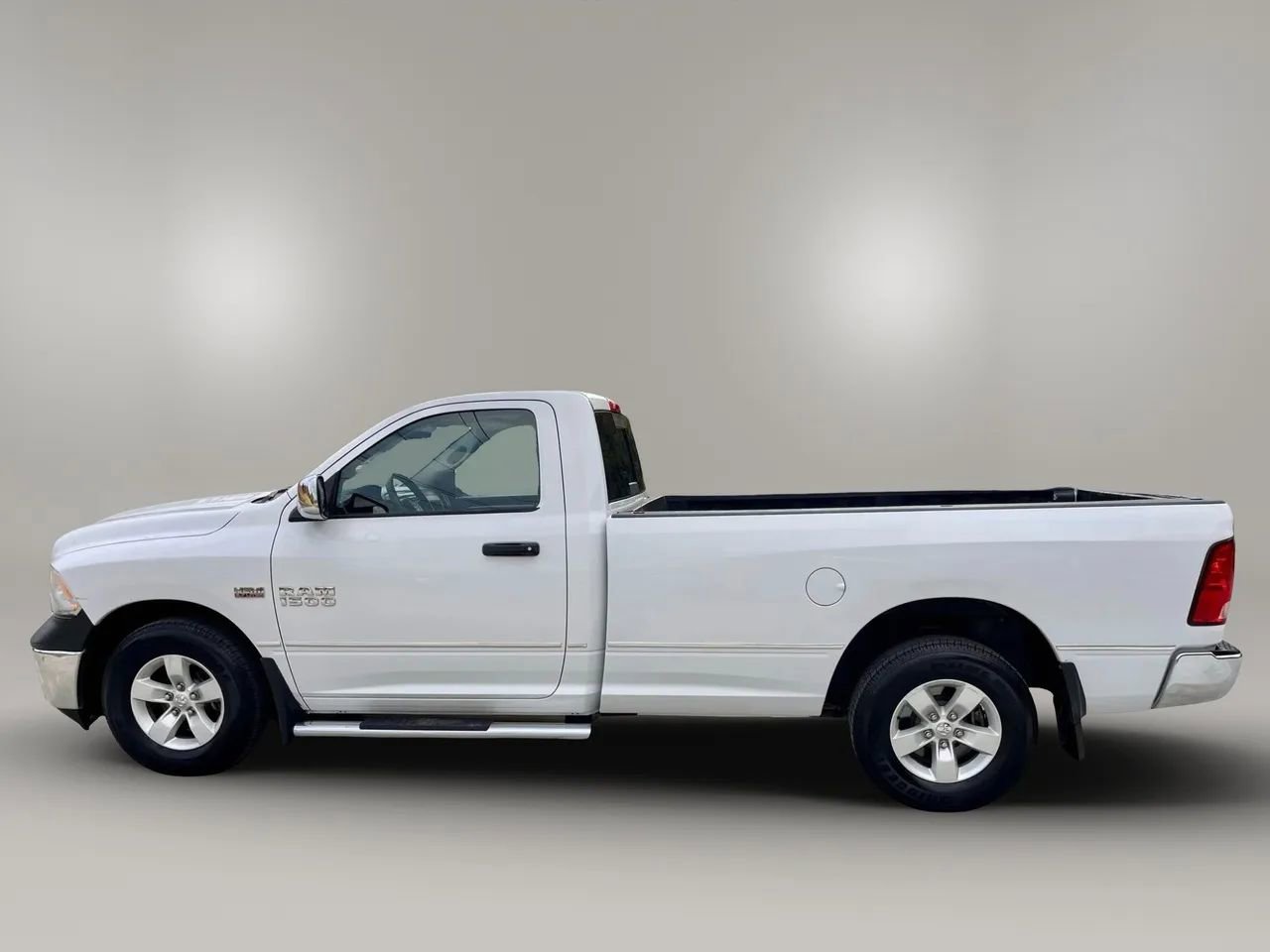 Used 2017 RAM 1500 Tradesman w/ Power & Remote Entry Group RWD image 2