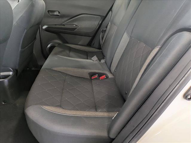 Used 2020 Nissan Kicks SV FWD image 17