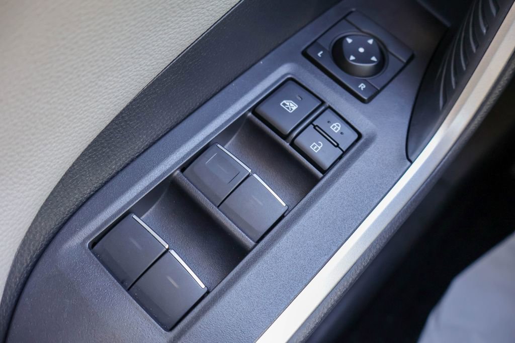 Used 2025 Toyota RAV4 Limited w/ Advanced Technology Package image 18