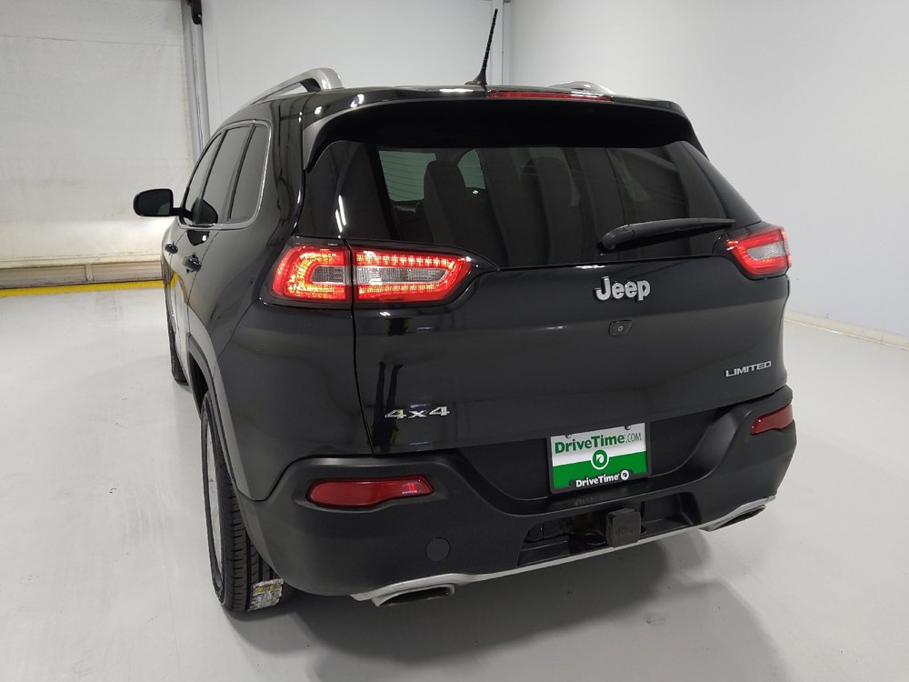 Used 2015 Jeep Cherokee Limited w/ Luxury Group image 6