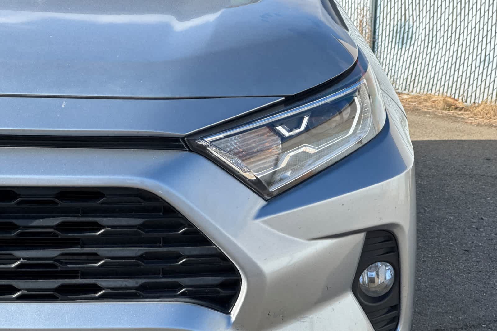 Used 2021 Toyota RAV4 XLE AWD/4WD image 14