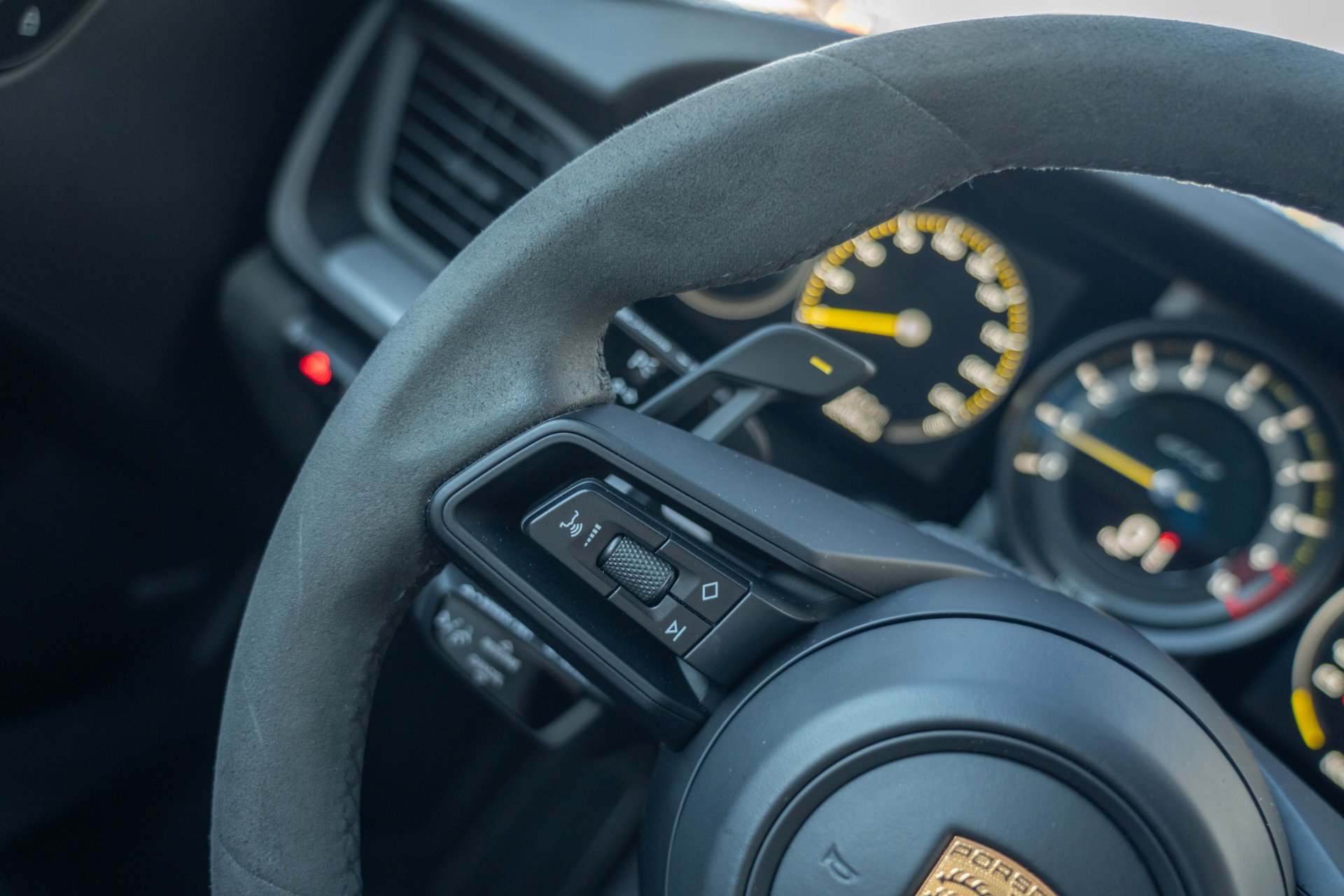 Used 2022 Porsche 911 GT3 image 45