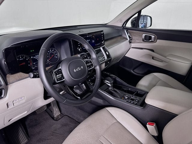 Certified 2023 Kia Sorento X-Line EX AWD/4WD image 9