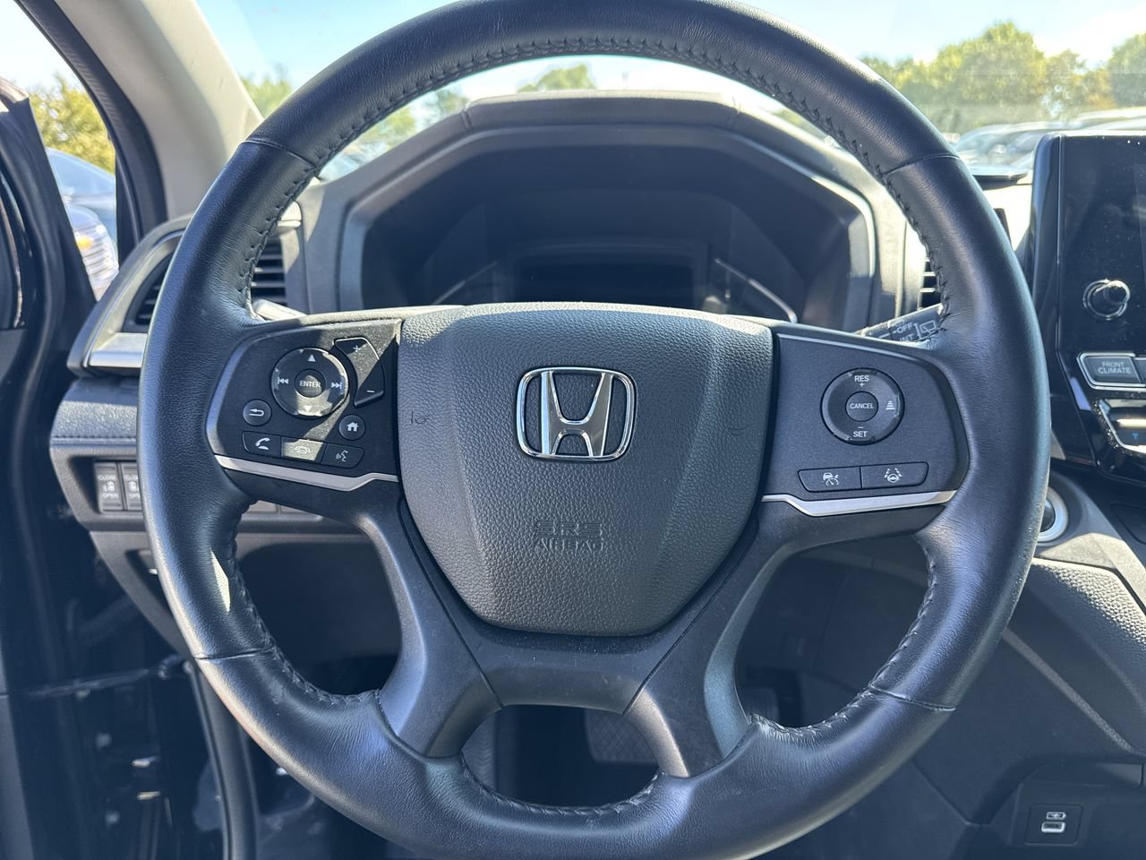 Used 2023 Honda Odyssey EX-L image 5
