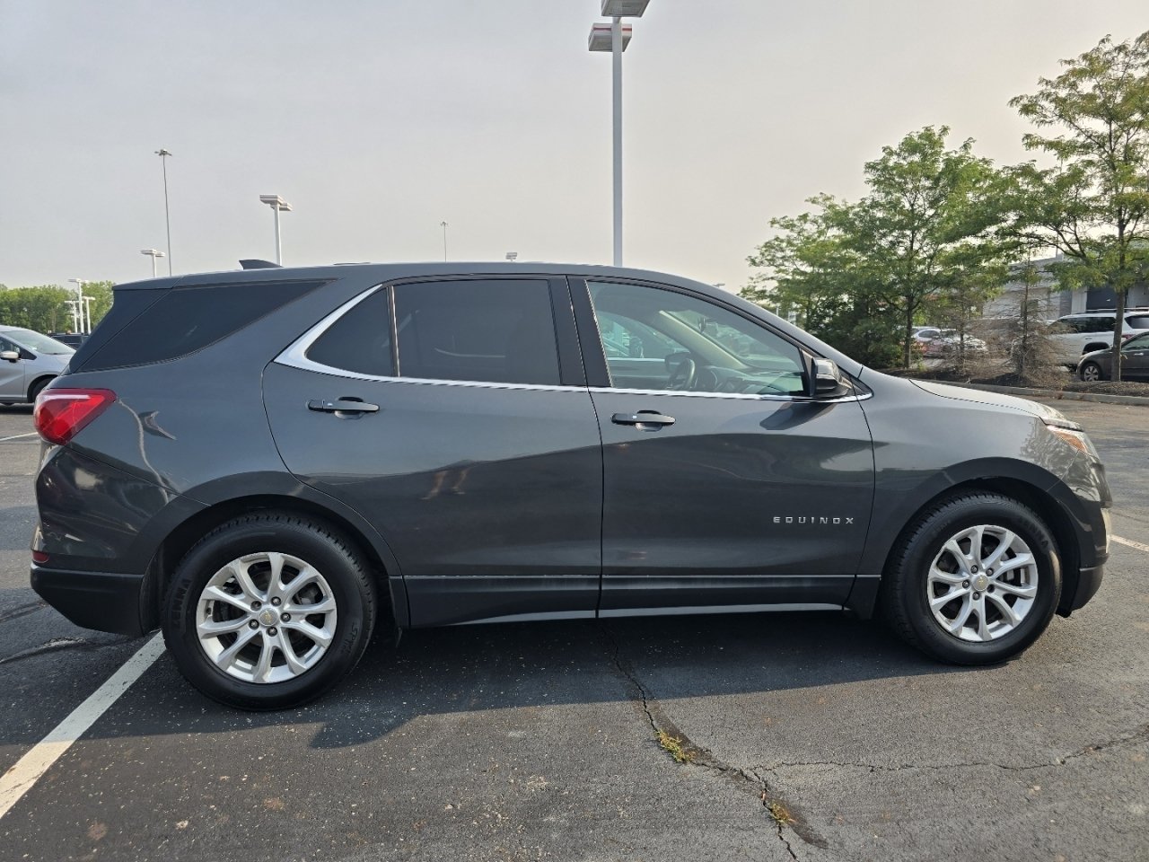 Used 2019 Chevrolet Equinox LT FWD image 8
