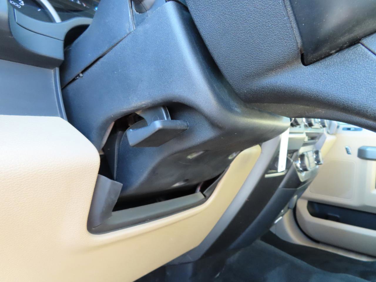 Used 2017 Ford F350 XLT w/ XLT Premium Package AWD/4WD image 33