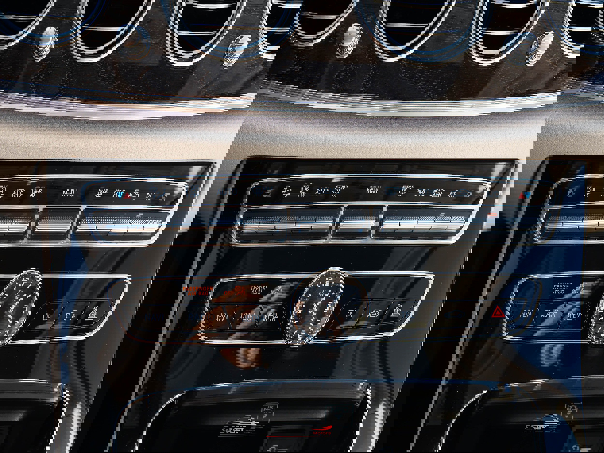 Used 2017 Mercedes-Benz E 300 image 31