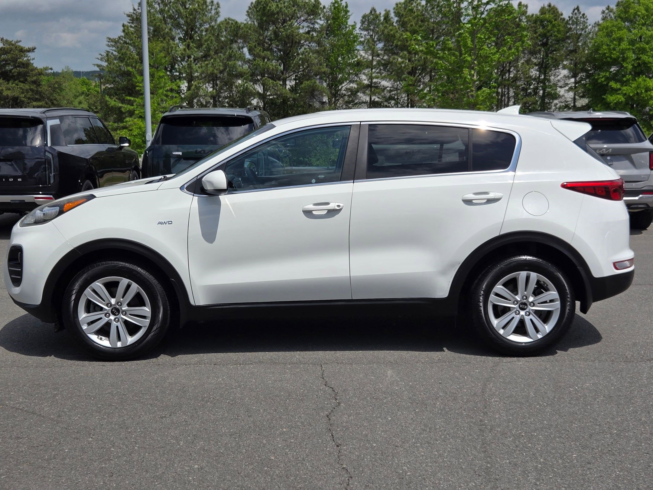 Used 2018 Kia Sportage LX image 4